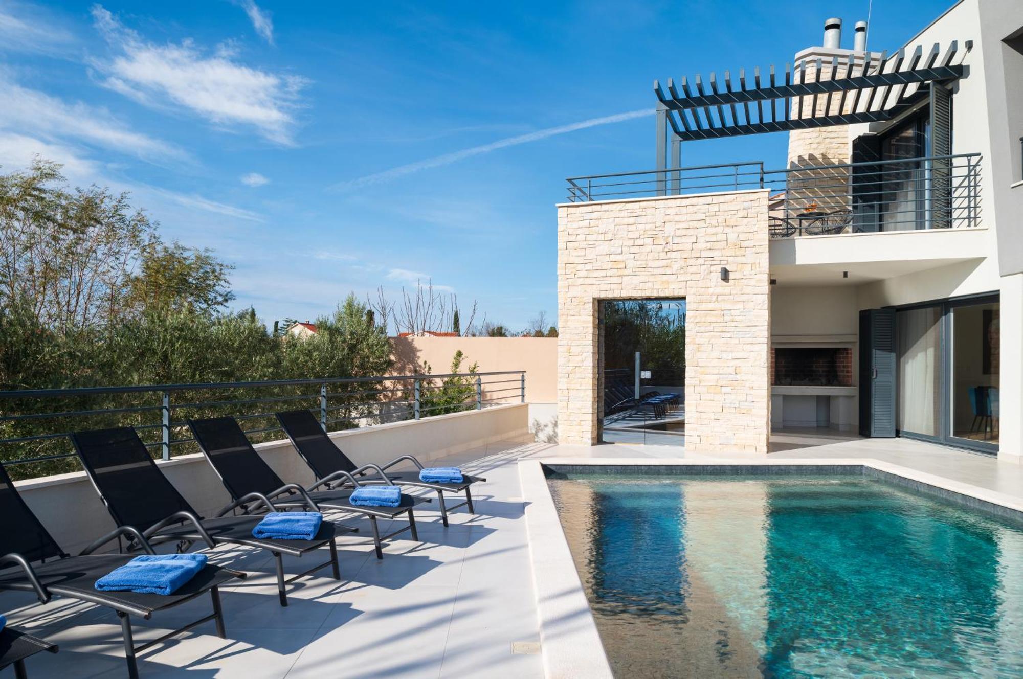 Villa Roca With Heated Pool And Sauna Privlaka  Exterior photo