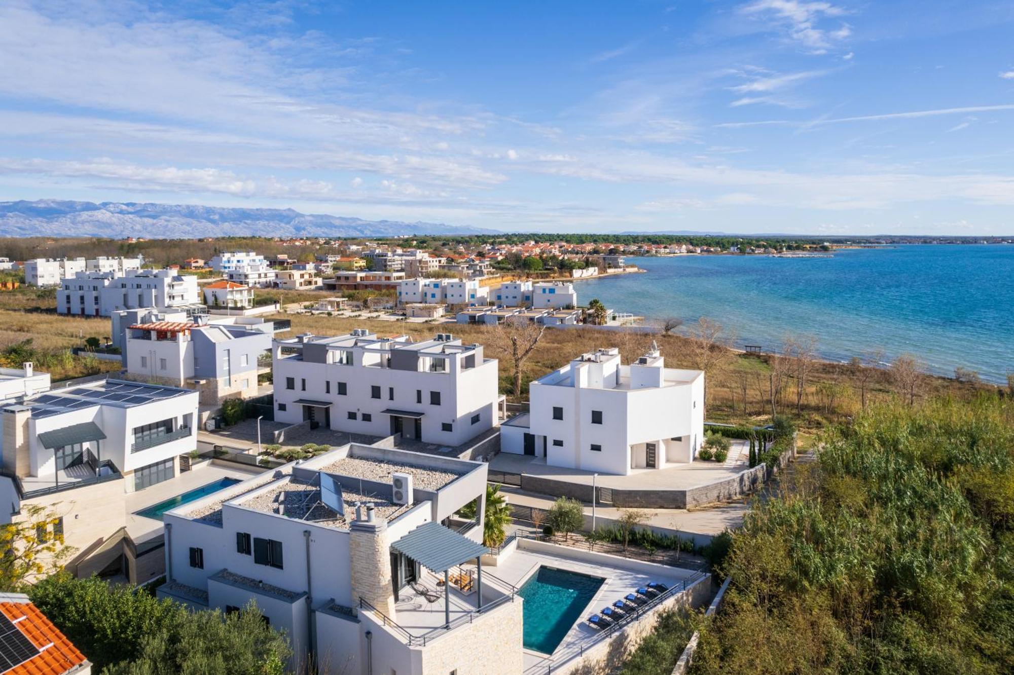 Villa Roca With Heated Pool And Sauna Privlaka  Exterior photo